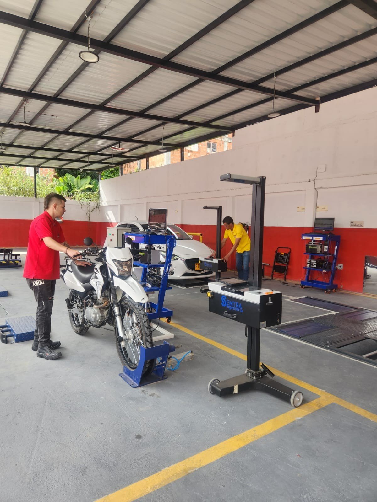 Instalaciones de CDA Yipao — línea de revisión técnico-mecánica